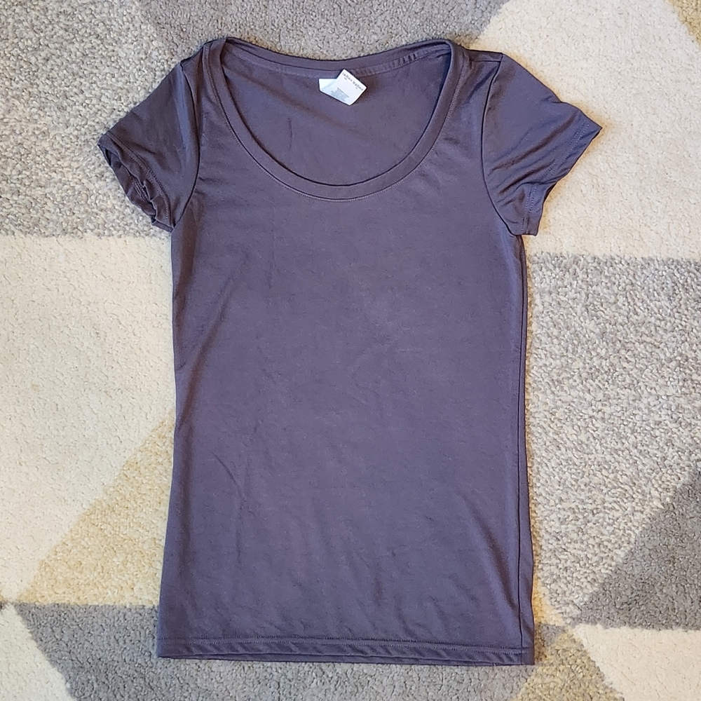 Wicking Workout Shirt – Size XS